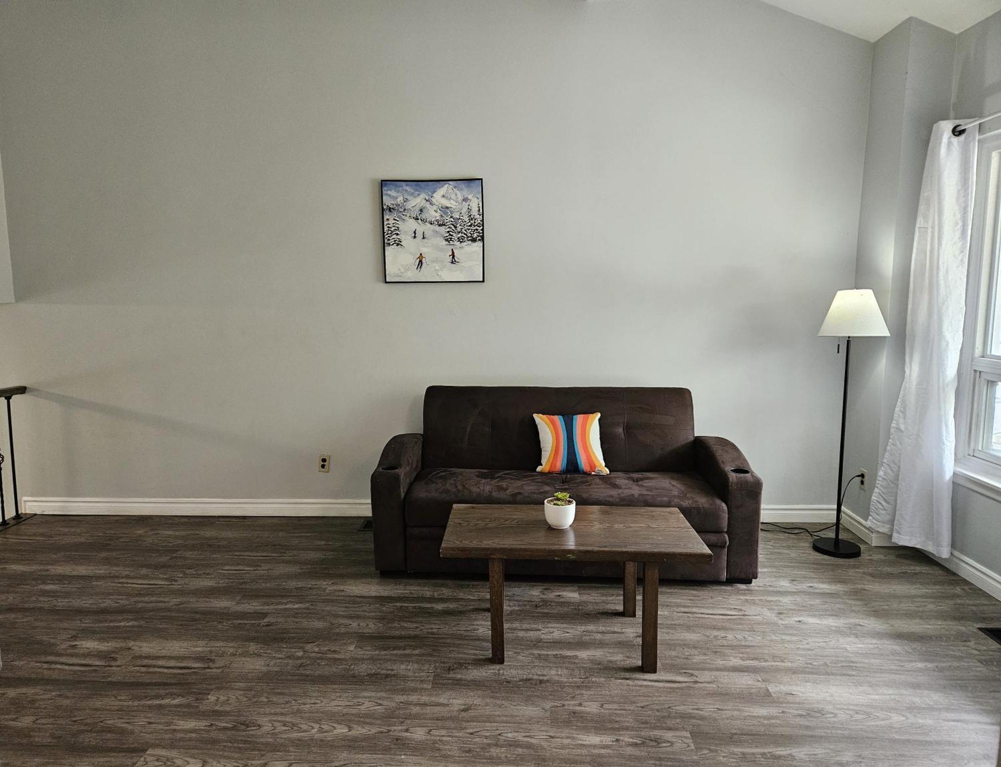 Modern Quiet Home By The Airport Mississauga Extérieur photo